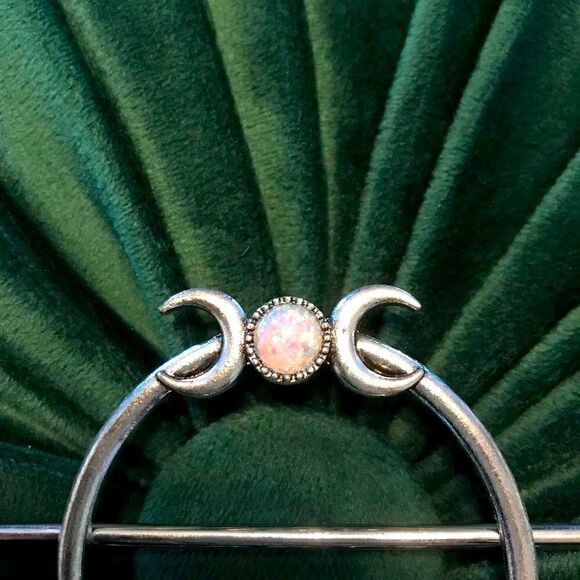 Viking Vintage Inspired Dragon Hair Accessory with chain and jewel, Fant… - Picture 7 of 11